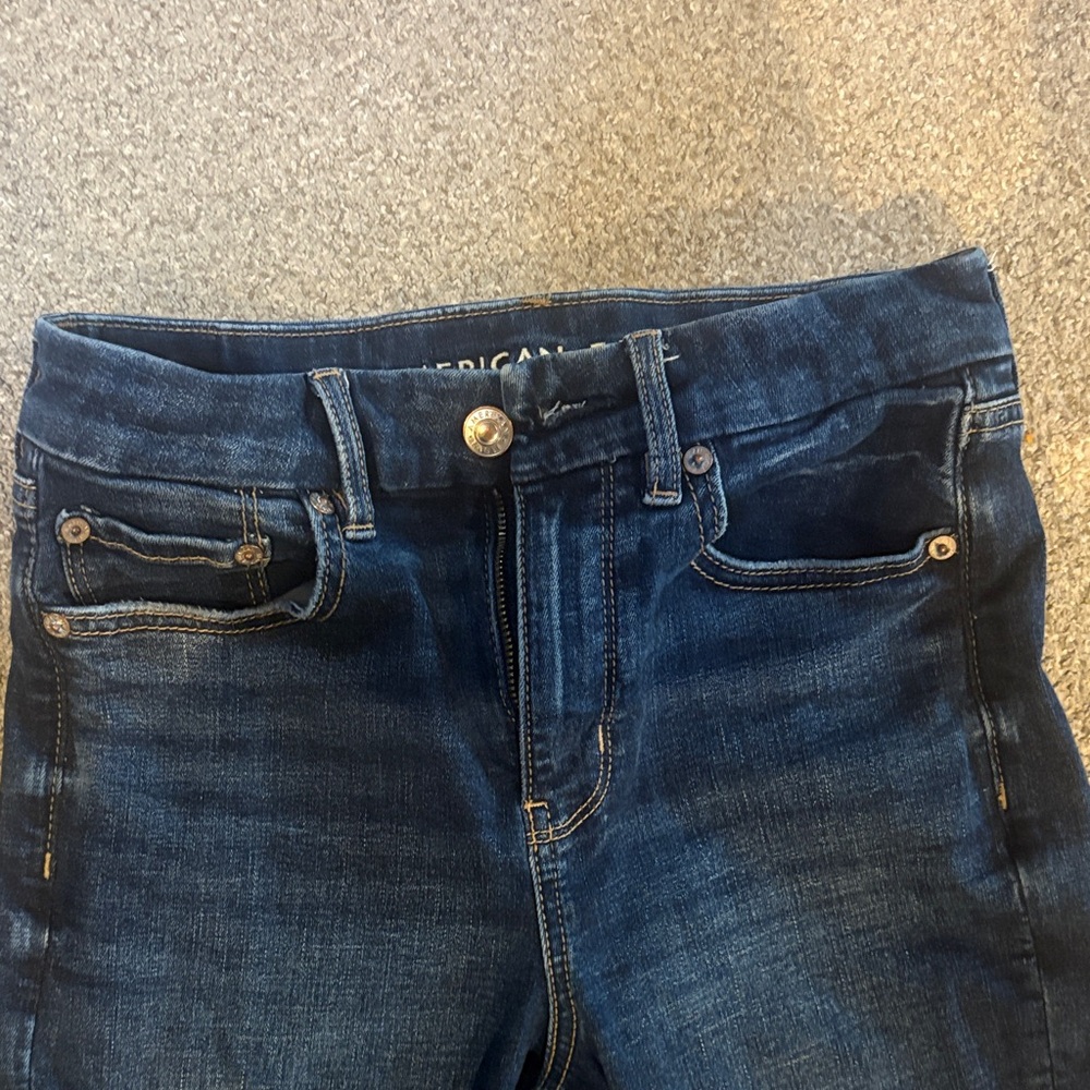 American Eagle Outfitters Dark Blue Curvy super high-rise Flare - Picture 4 of 6